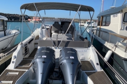 Jeanneau Cap Camarat 9.0 wa for sale in France for €109,800 (£95,048)