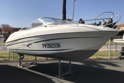 Beneteau Flyer 650 Cabrio for sale in France for €16,500 (£14,309)