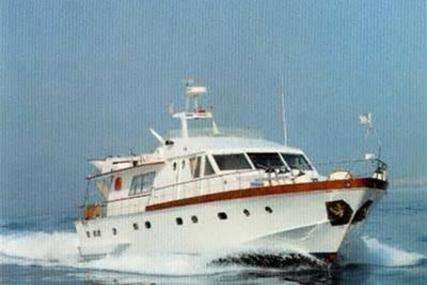 Admiral 23 for sale in Greece for €135,000 (£123,206) Admiral 23 for sale in Greece for €135,000 (£123,206)