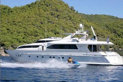 Falcon 115F for sale in Greece for €2,550,000 (£2,282,819) Falcon 115F for sale in Greece for €2,550,000 (£2,282,819)