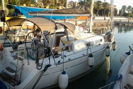 Jeanneau Sun Odyssey 30i for sale in Italy for €47,950 (£41,028) Jeanneau Sun Odyssey 30i for sale in Italy for €47,950 (£41,028)
