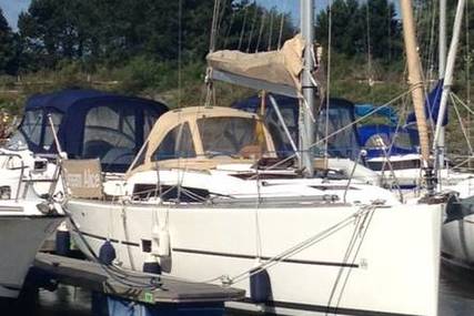 Dufour Yachts 310 Grand Large for sale in United Kingdom for £77,000 Dufour Yachts 310 Grand Large for sale in United Kingdom for £77,000