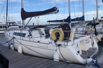 Beneteau Oceanis 37 for sale in United Kingdom for £79,995