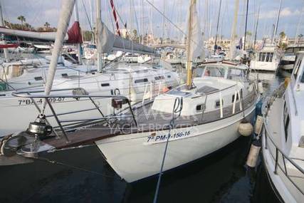 Hallberg-Rassy Rasmus 35 for sale in Spain for €39,000 (£34,350)