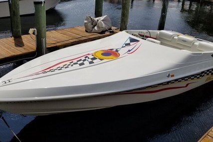 Wellcraft Scarab 22 for sale in United States of America for $11,250 (£9,259) Wellcraft Scarab 22 for sale in United States of America for $11,250 (£9,259)