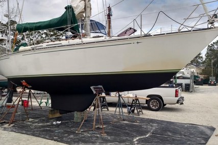 C & C Yachts 34 for sale in United States of America for $25,000 (£17,911)
