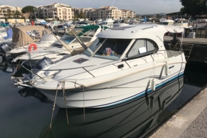 Beneteau Antares Serie 8 for sale in France for €50,000 (£42,771)