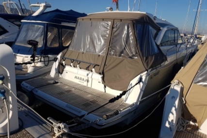 Jeanneau Leader 40 for sale in France for €298,000 (£257,964)