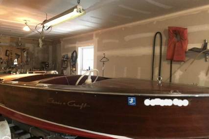 Chris-Craft 17 Deluxe Runabout. for sale in United States of America for $14,000 (£10,804)
