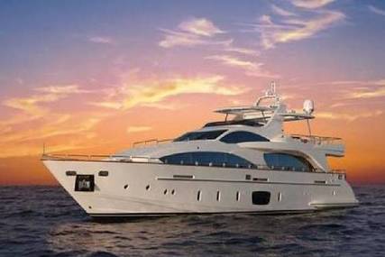 Azimut Yachts 105 Fly Bridge for sale in Spain for €2,999,999 (£2,601,704)