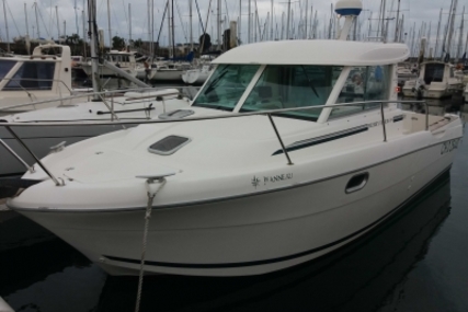 Jeanneau Merry Fisher 695 for sale in France for 29,900 € (26,335 £)