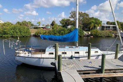 Hunter 33 Cherubini for sale in United States of America for $15,750 (£11,990)