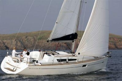 Jeanneau Sun Odyssey 36i for sale in Spain for €72,500 (£62,625)