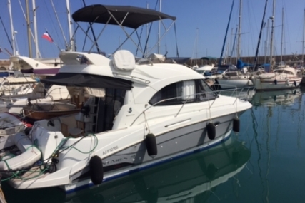 Beneteau Antares 30 for sale in France for €115,000 (£98,025)