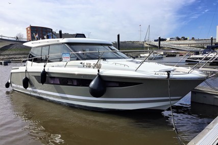 Jeanneau NC 11 for sale in Belgium for €150,000 (£125,581)