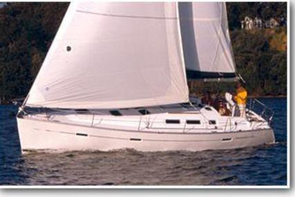 Beneteau Oceanis 373 for sale in United States of America for $99,000 (£81,740) Beneteau Oceanis 373 for sale in United States of America for $99,000 (£81,740)