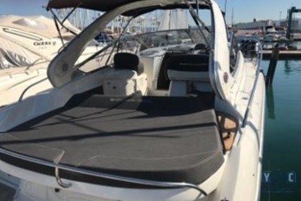 Cranchi Endurance 33 for sale in Slovenia for €125,000 (£108,044)