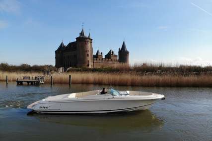 Chris-Craft Craft LAUNCH 32 for sale in Netherlands for €275,000 (£246,564)