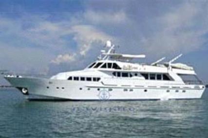 Benetti 28 for sale in Italy for €800,000 (£691,037)