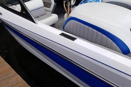 Malibu 21 LXi Response for sale in United States of America for $40,000 (£31,041)