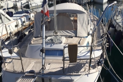 Hallberg-Rassy 36 MK II for sale in France for €155,000 (£136,044)