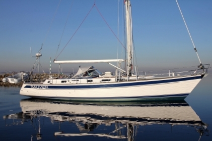 Hallberg-Rassy 46 for sale in Netherlands for €339,000 (£292,827)