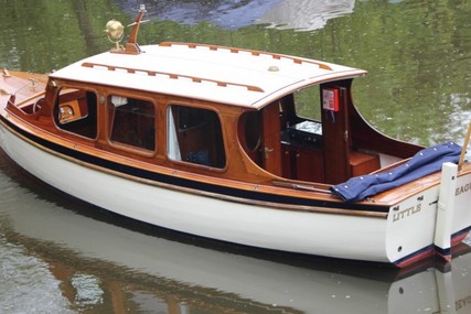 Frank Clark 2 Berth Carvel Cruiser for sale in United Kingdom for £15,950
