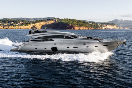 Pershing 92 for sale in France for €4,300,000 (£3,718,951)