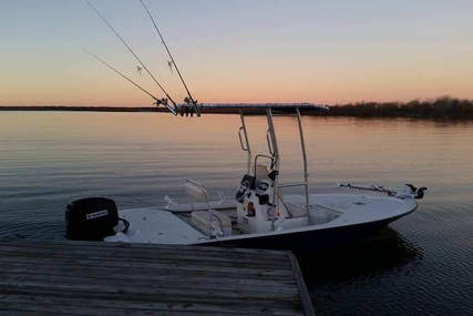 Mako 18 for sale in United States of America for $19,750 (£15,607)