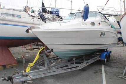 Rinker Fiesta Vee 240 for sale in United Kingdom for £18,995