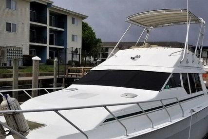 Mainship 35 Convertible for sale in United States of America for $35,500 (£27,563)