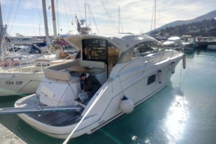 Jeanneau Prestige 42S for sale in Croatia for €229,000 (£197,448)