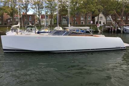 VanDutch 40 open for sale in Netherlands for €295,000 (£264,119)