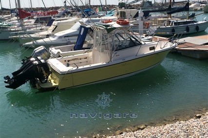 Bayliner Trophy 2352 for sale in Italy for €35,000 (£30,852) Bayliner Trophy 2352 for sale in Italy for €35,000 (£30,852)