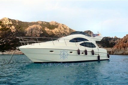 Azimut Yachts AZ 42 for sale in Italy for €220,000 (£185,874)