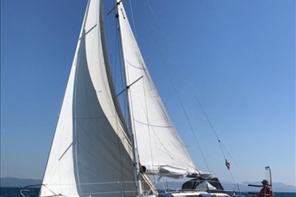 Elan ELAN 331 for sale in Italy for €31,000 (£27,990)