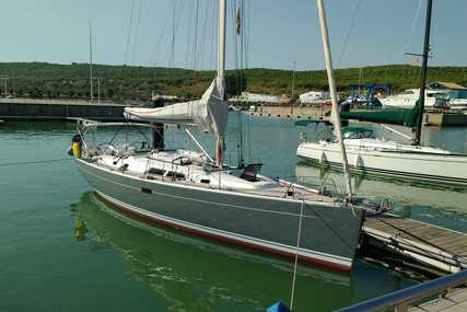 Hanse 430E for sale in France for €145,000 (£128,057)