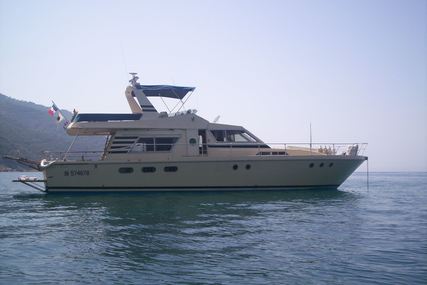 Couach 1600 fly for sale in France for €69,000 (£62,026)