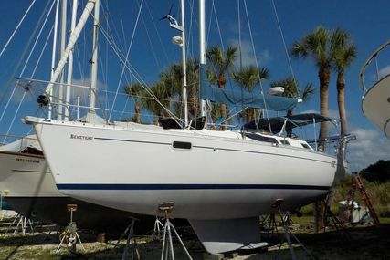 Beneteau 350 Oceanis for sale in United States of America for $37,900 (£31,292) Beneteau 350 Oceanis for sale in United States of America for $37,900 (£31,292)