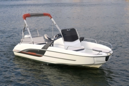 Beneteau Flyer 6.6 Spacedeck for sale in France for €22,900 (£20,586)