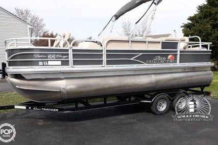 Sun Tracker 22 DLX Fishin Barge for sale in United States of America for $28,995 (£23,940)