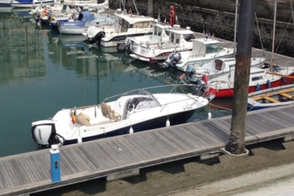 Jeanneau Cap Camarat 7.5 WA for sale in Belgium for €42,000 (£37,603)