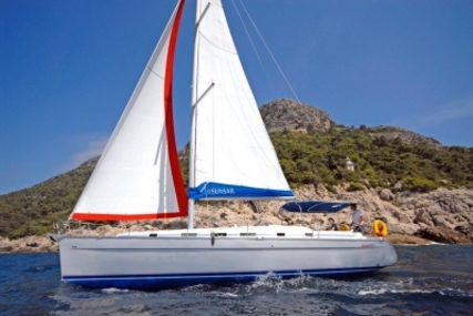 Beneteau Cyclades 43.4 for sale in Greece for €49,000 (£44,075)