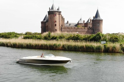 Chris-Craft Craft Corsair 28 Heritage Edition for sale in Netherlands for €169,500 (£152,369)