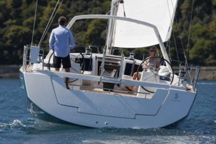 Beneteau Oceanis 48 for sale in France for €315,000 (£283,164)