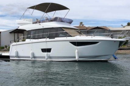 Jeanneau Velasco 37 F for sale in France for €255,000 (£228,306)