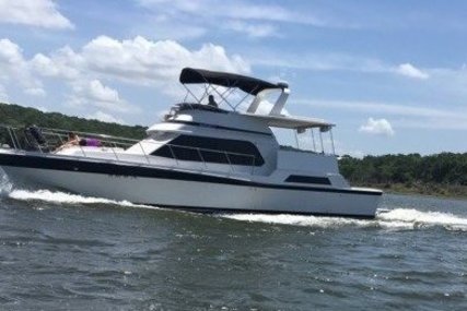 Chris-Craft 480 Catalina for sale in United States of America for $75,000 (£61,335)