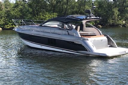 Fairline Targa Shadow S for sale in United States of America for $319,000 (£242,883) Fairline Targa Shadow S for sale in United States of America for $319,000 (£242,883)