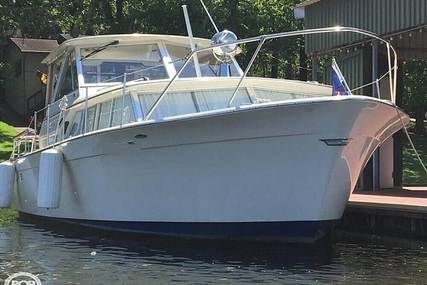Chris-Craft Commander 31 for sale in United States of America for $25,250 (£20,050)