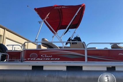 Sun Tracker Bass Buggy 18 for sale in United States of America for $24,500 (£20,229)